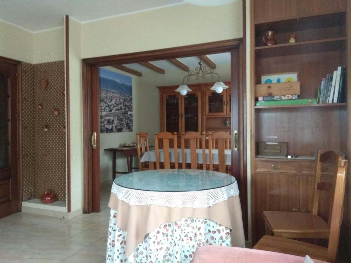 Casa Rural Las Tuyas En Segovia Palazuelos de Eresma Exteriör bild