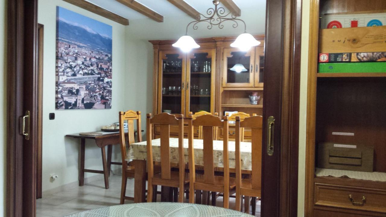 Casa Rural Las Tuyas En Segovia Palazuelos de Eresma Exteriör bild